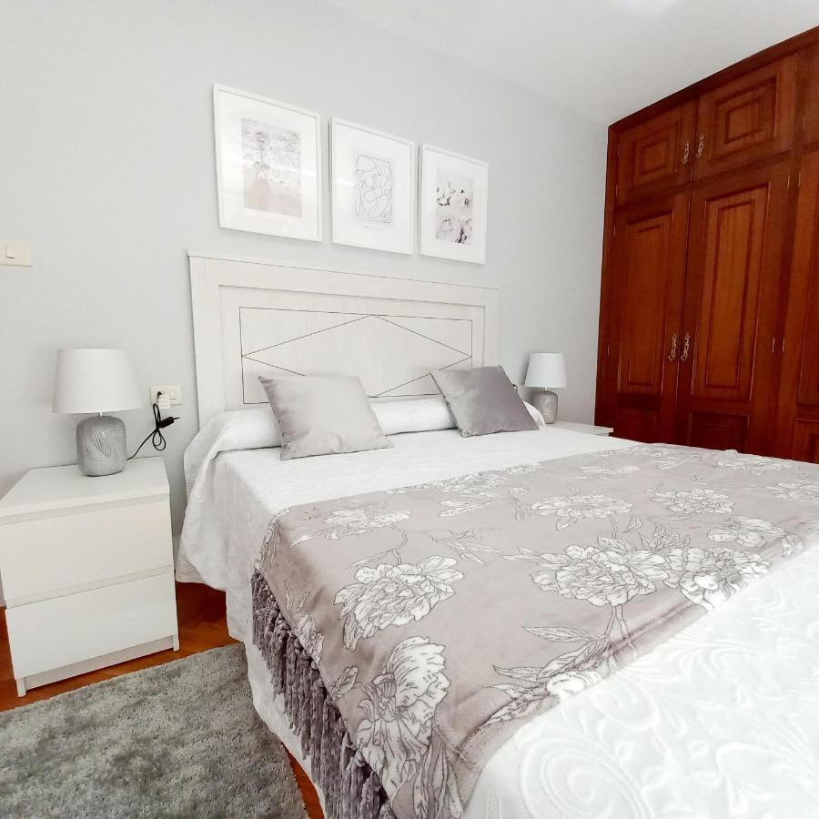 Piso Mirador Playa De Coroso Apartment Ribeira Bagian luar foto